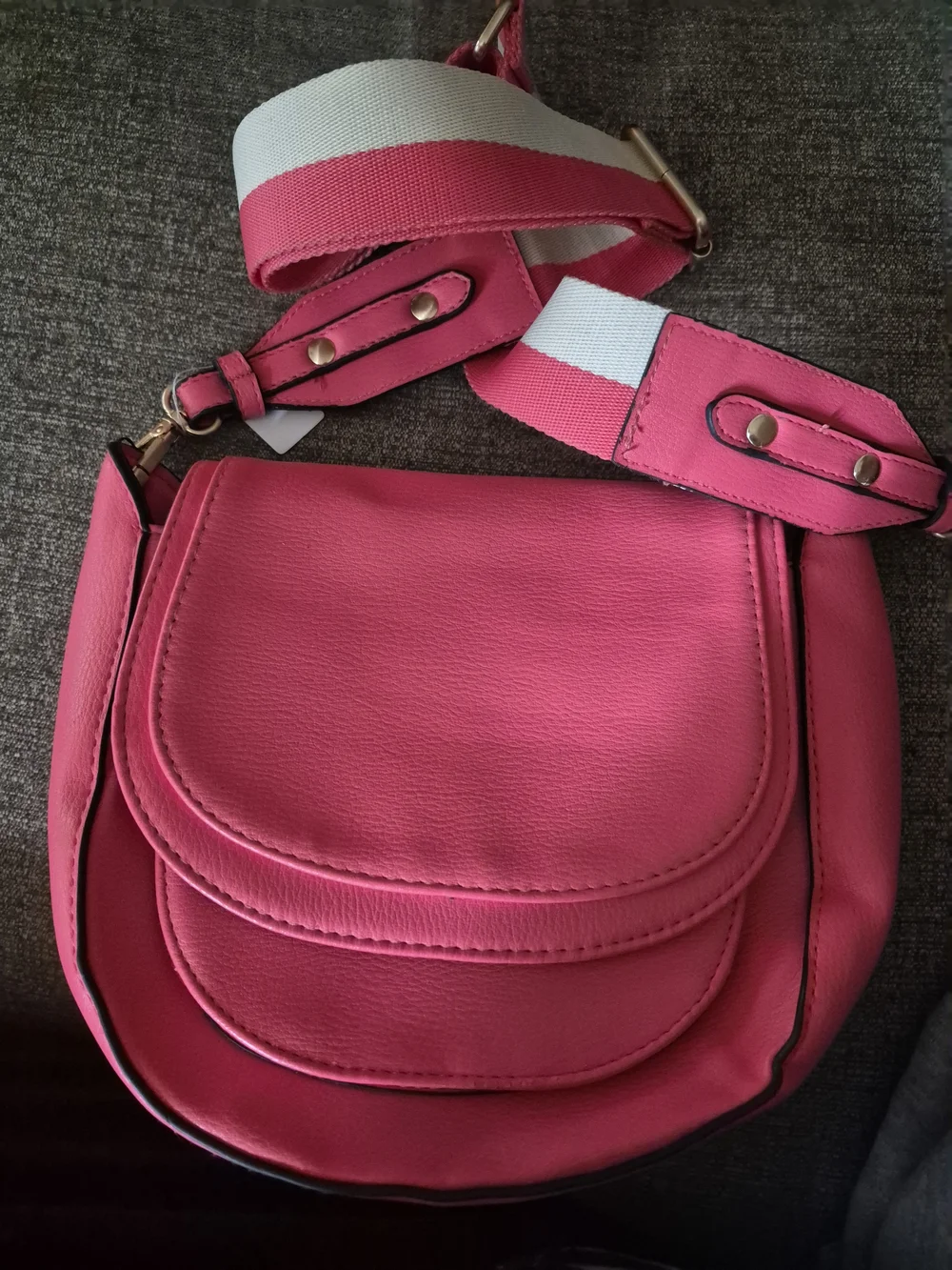 Women's Pink Crossbody Saddle Bag - Stylish Everyday Carry